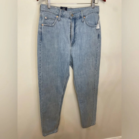 NWT GAP|| Mom Jean High Rise,Size 29 - Picture 1 of 10